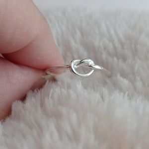 💎3/$50💎 NWT Sterling Silver Infinity Knot Ring